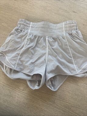 Lululemon Women’s Light Gray Athletic Shorts - Comfortable High-Waisted
